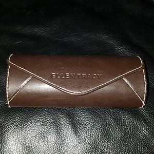Ellen Tracy eye/sunglasses Case